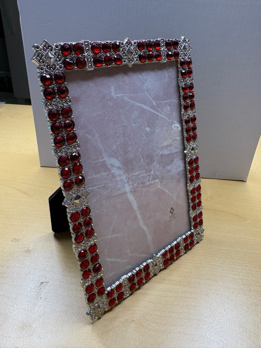 ⭐️ NWOT Concepts Decorative Red and Silver Accent Picture Frame - 4” x 6” - #1 - Picture 6 of 7